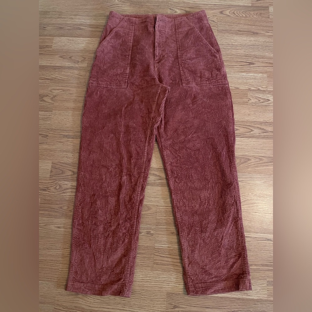 Pact Corduroy Peg Pants in walnut - Picture 2 of 6
